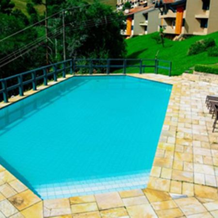 Plaza Inn Week Inn Campos do Jordao Exterior photo