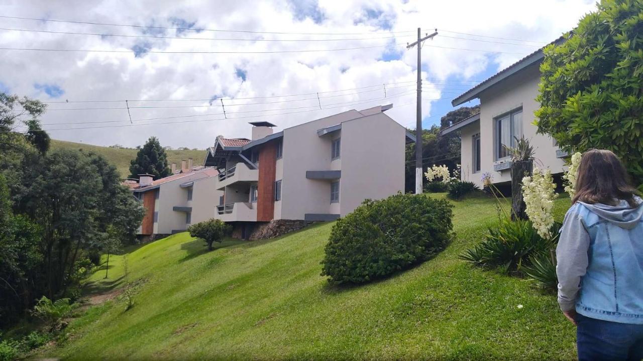 Plaza Inn Week Inn Campos do Jordao Exterior photo