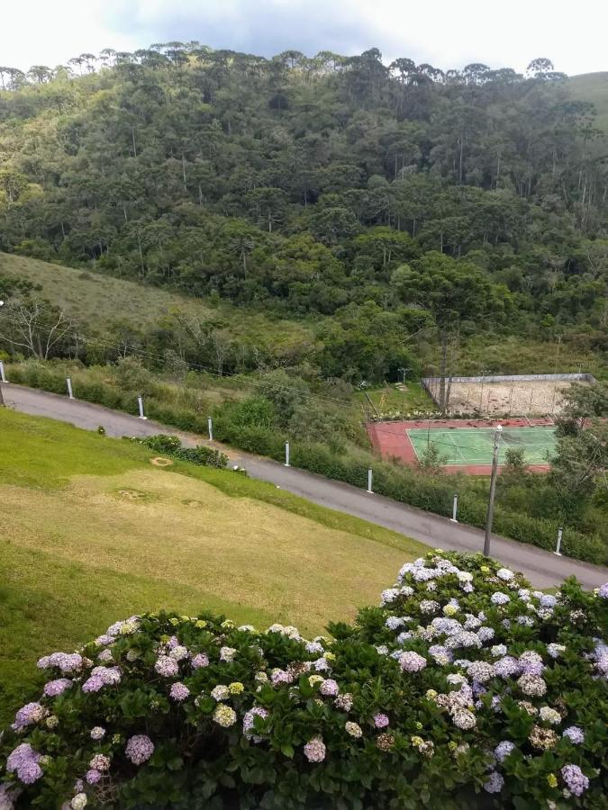 Plaza Inn Week Inn Campos do Jordao Exterior photo