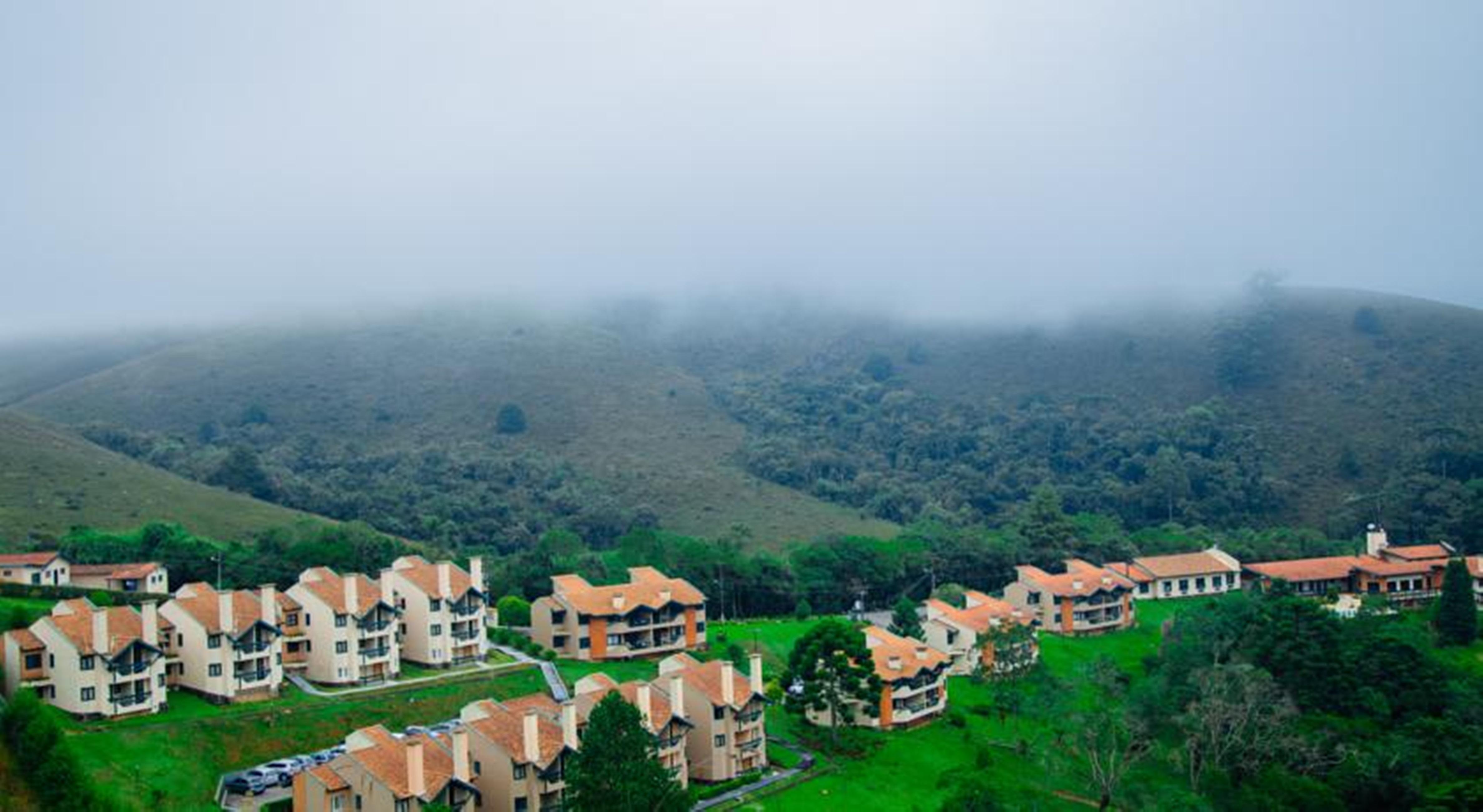 Plaza Inn Week Inn Campos do Jordao Exterior photo